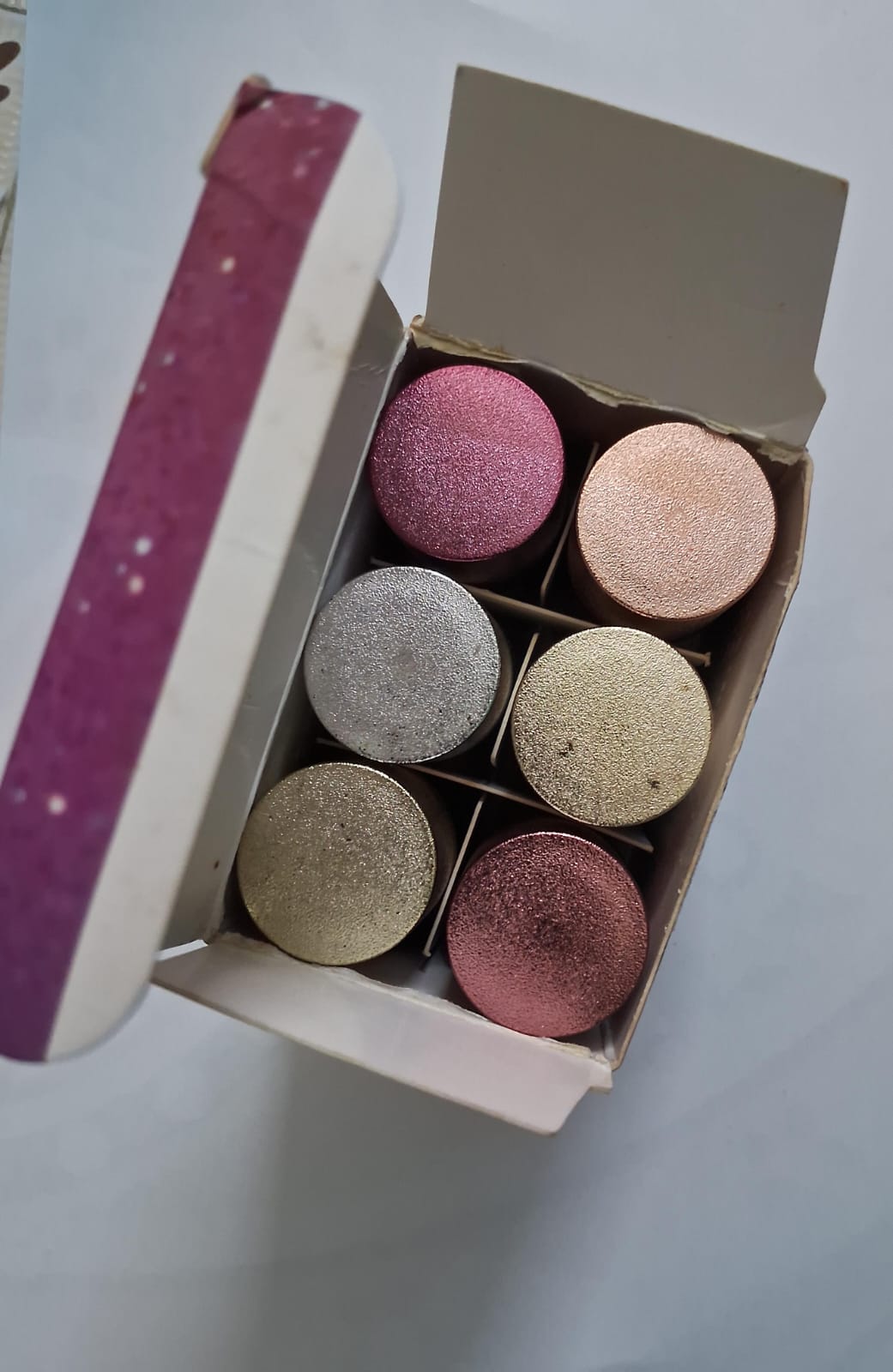 SWISS BEAUTY - Nail Polish